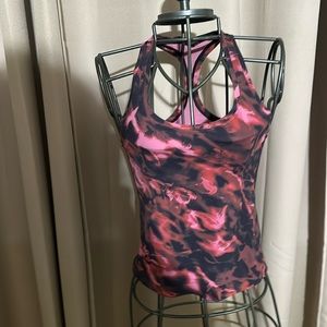 Size 8. No tags.  Never wore.